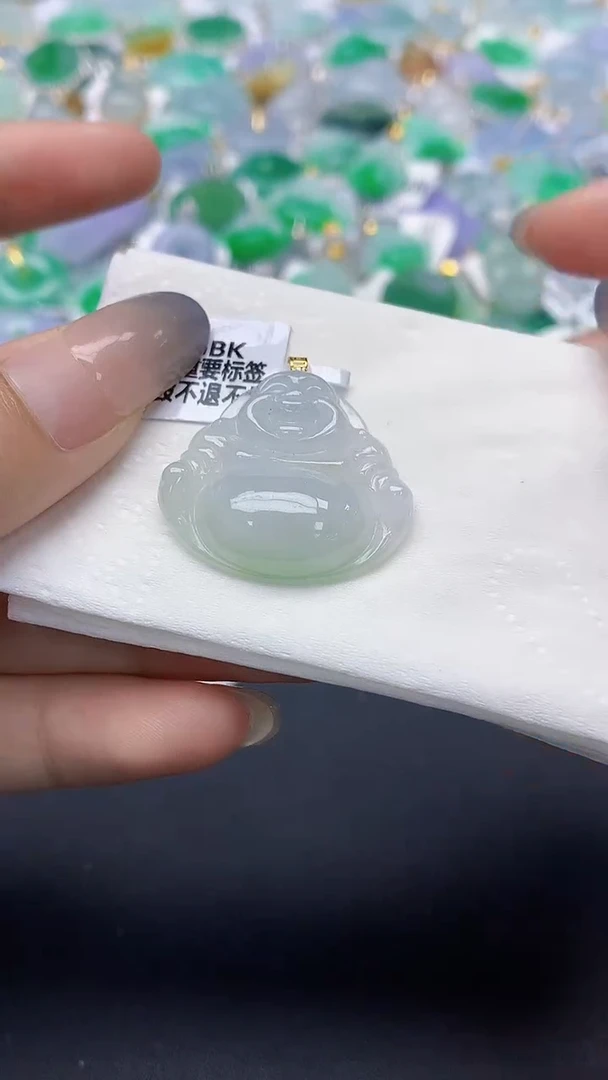 翡翠未镶嵌颈饰天然缅甸a货翡翠