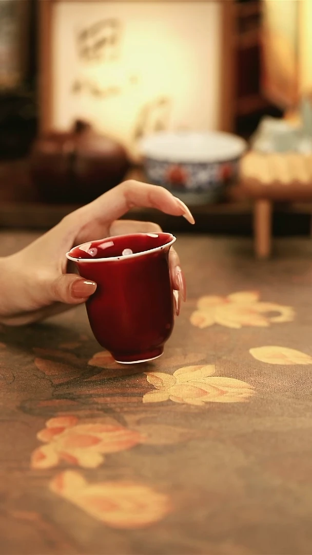 M4008/陶瓷朗红花口杯