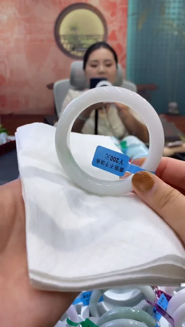 未镶嵌手镯翡翠多人000014641