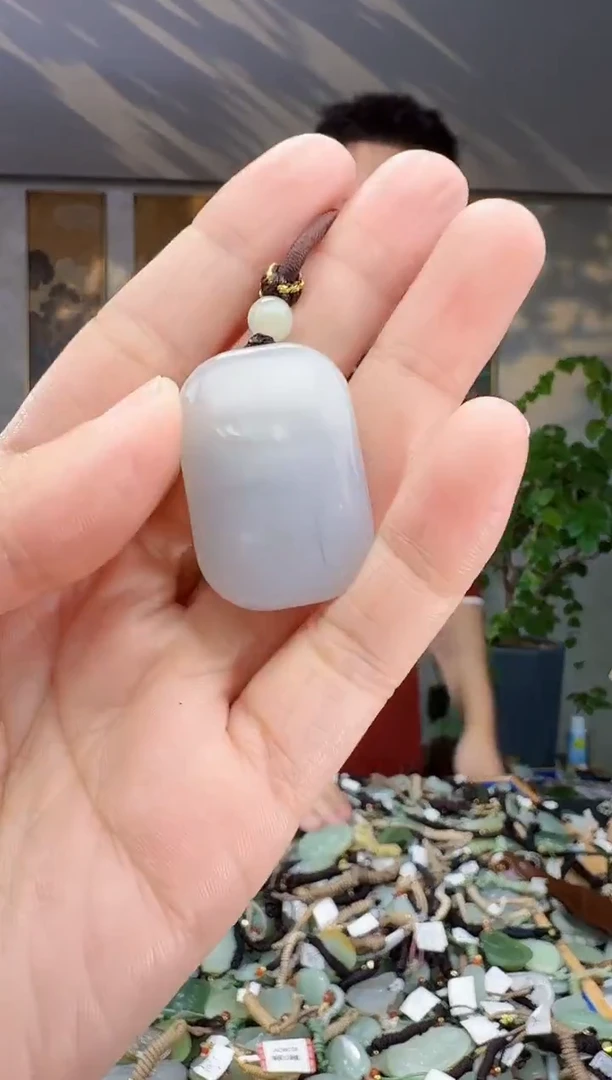 未镶嵌和田玉挂件拍一发一