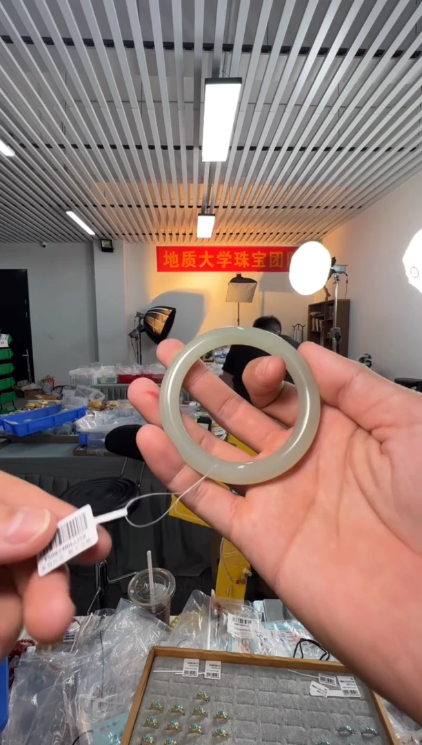 未镶嵌手镯和田玉DYL-和田玉手镯晴水圆条 58