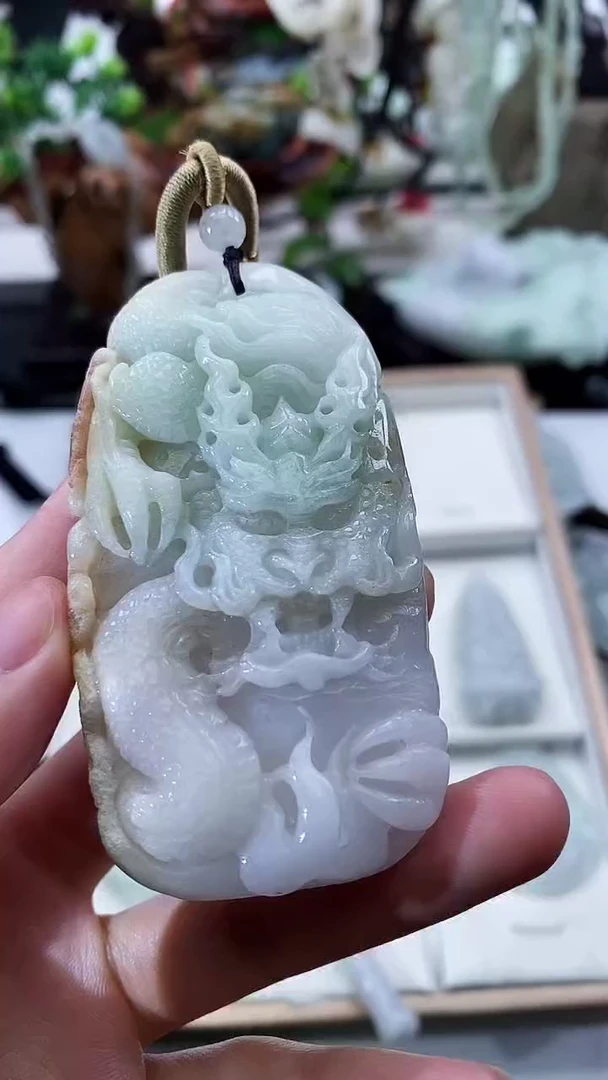颈饰未镶嵌翡翠天然缅甸A货翡翠
