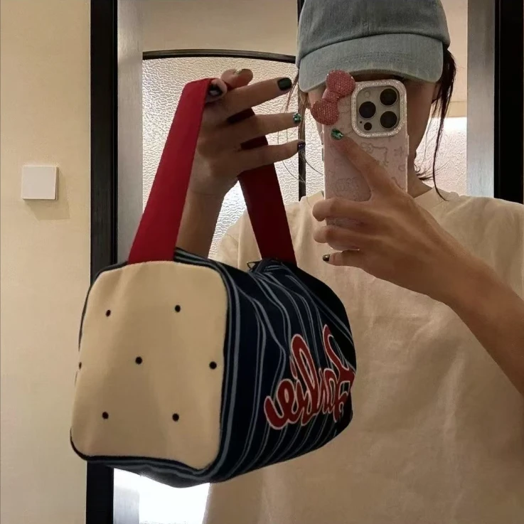 美式复古小包包可手提便携化妆洗漱包立体加宽零钱收纳包时尚简约