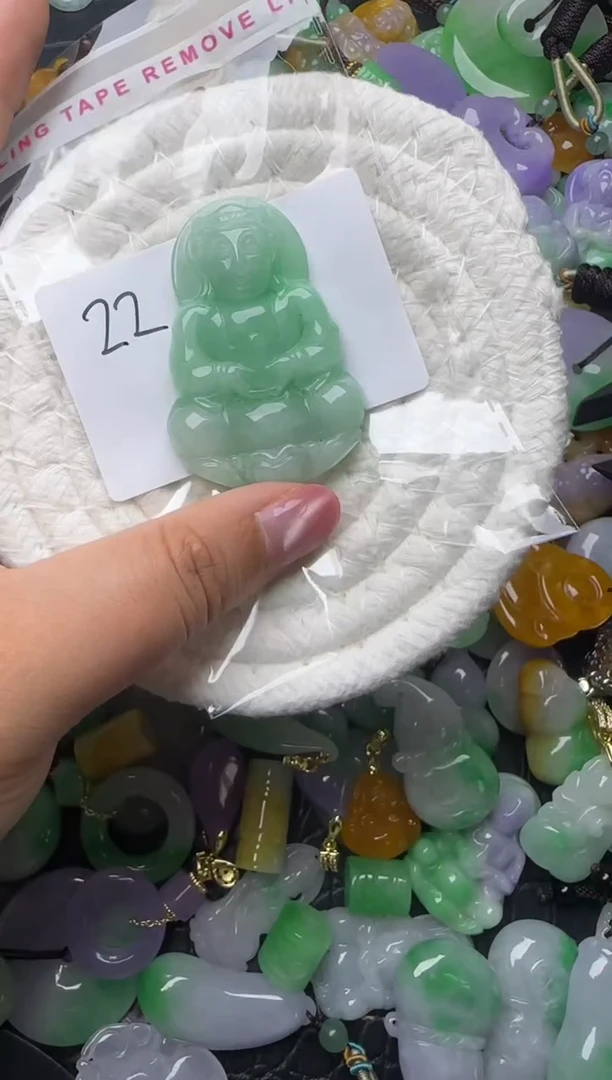 颈饰未镶嵌翡翠缅甸翡翠吊坠