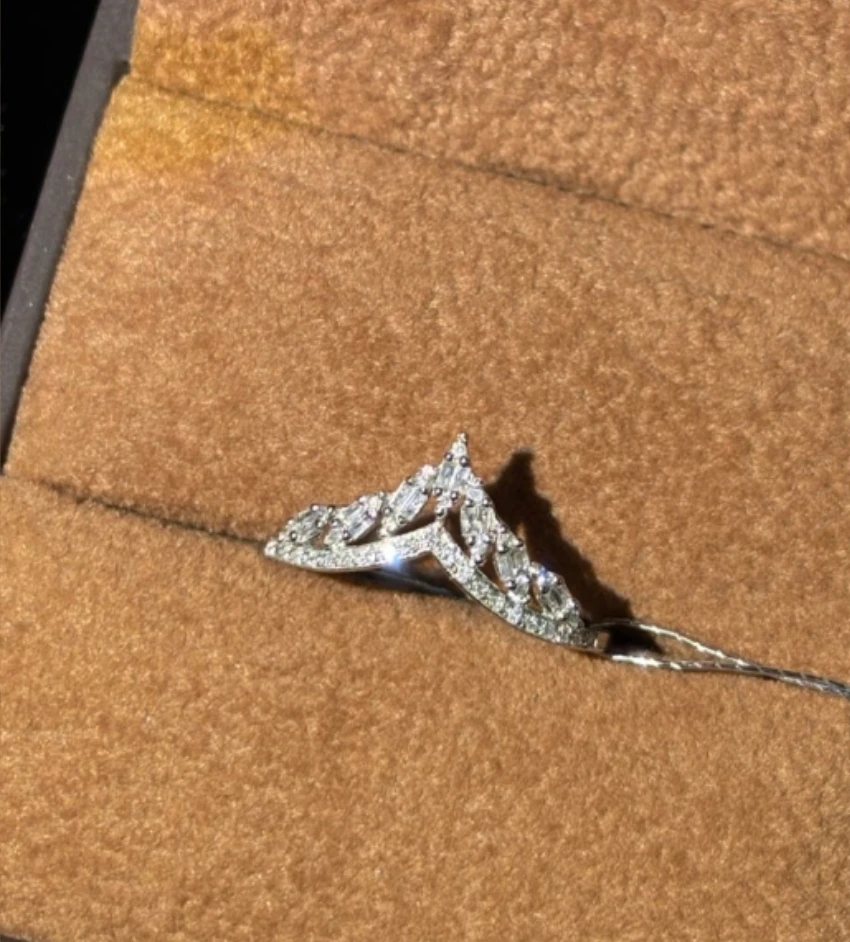 【千盟珠宝】重金  ZSJZ01046  P皇冠V戒