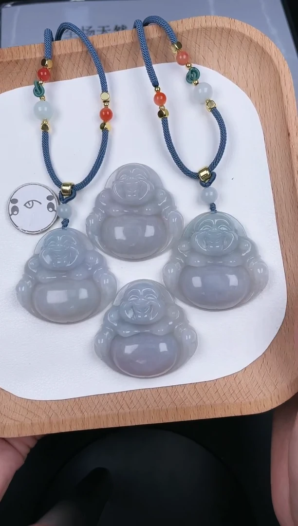 翡翠未镶嵌颈饰LA012翡翠油冰飘色中大佛（多样性发其一）