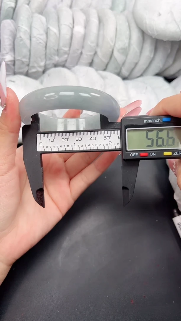 精品手镯，一物一拍O-002