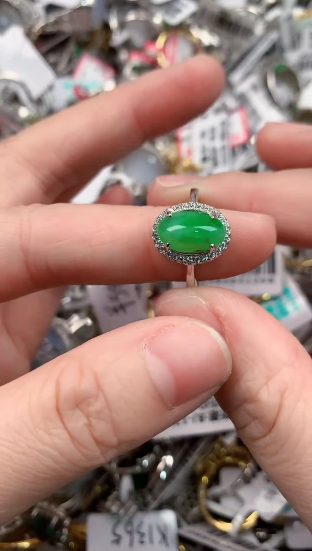 银S925镶嵌戒指翡翠333           1