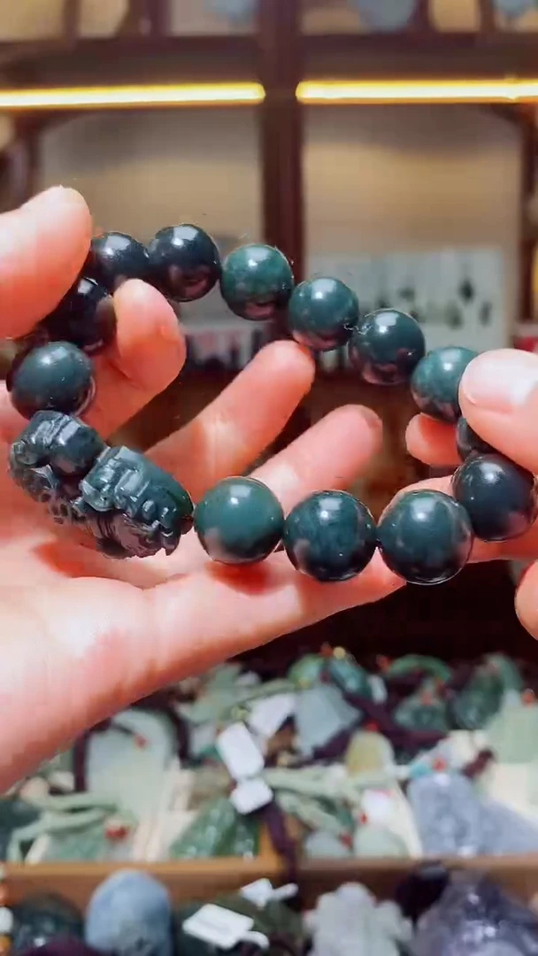 未镶嵌手链和田玉1