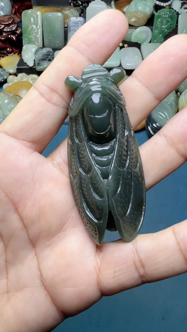 未镶嵌和田玉把件-