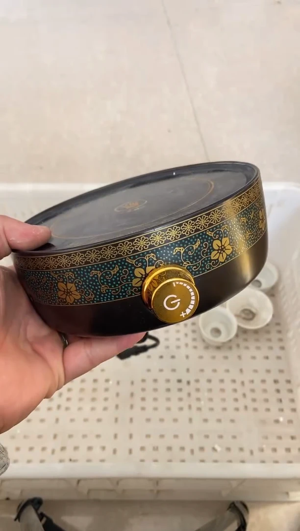 无运费险有瑕疵的摄影的产品有使用过的痕迹有点脏介意勿拍杯