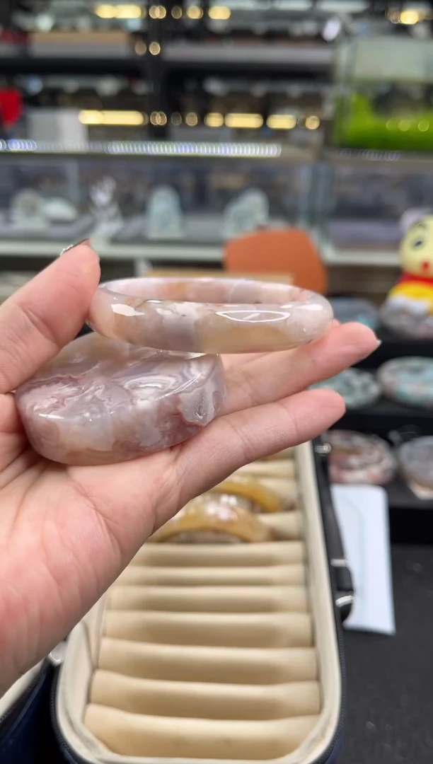 未镶嵌手镯石英质玉57圈口 （赠品镯心）35528