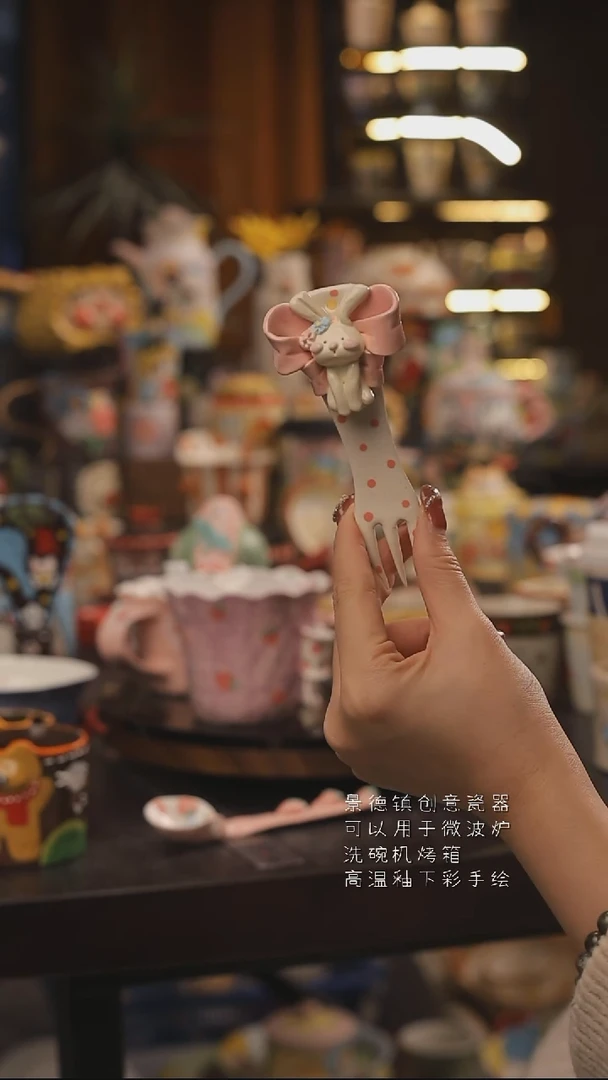 景德镇釉下彩绘设计师款式陶瓷