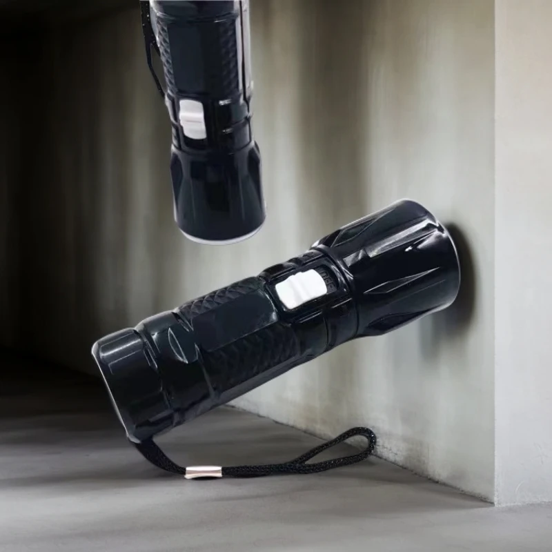 LED自行车灯手电筒便携式可拆卸可安装照明式