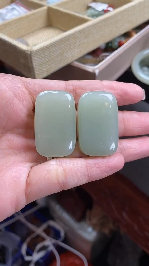 颈饰未镶嵌和田玉和田玉无事牌吊坠多样性发货拍一发一