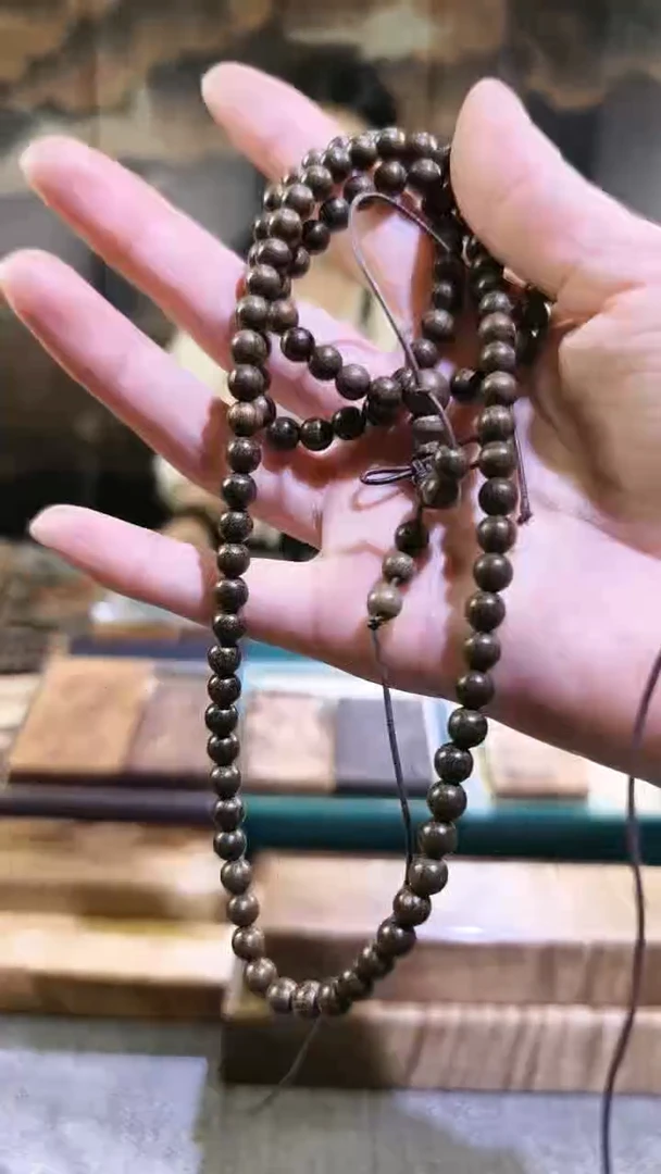 【闪购商品】108阴沉绿0.6多圈金丝楠