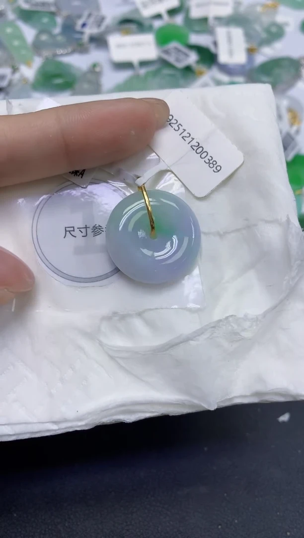 颈饰18K金镶嵌翡翠天然缅甸翡翠A货百元以上9元证书费自理