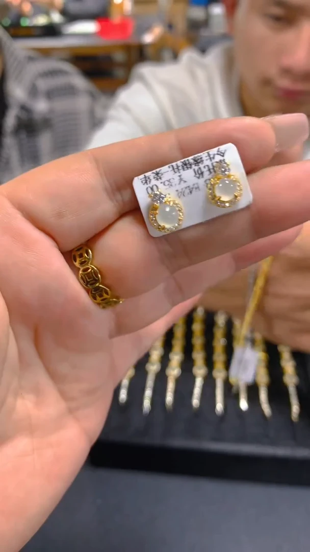 【闪购商品】翡翠耳饰银S925镶嵌1001437401