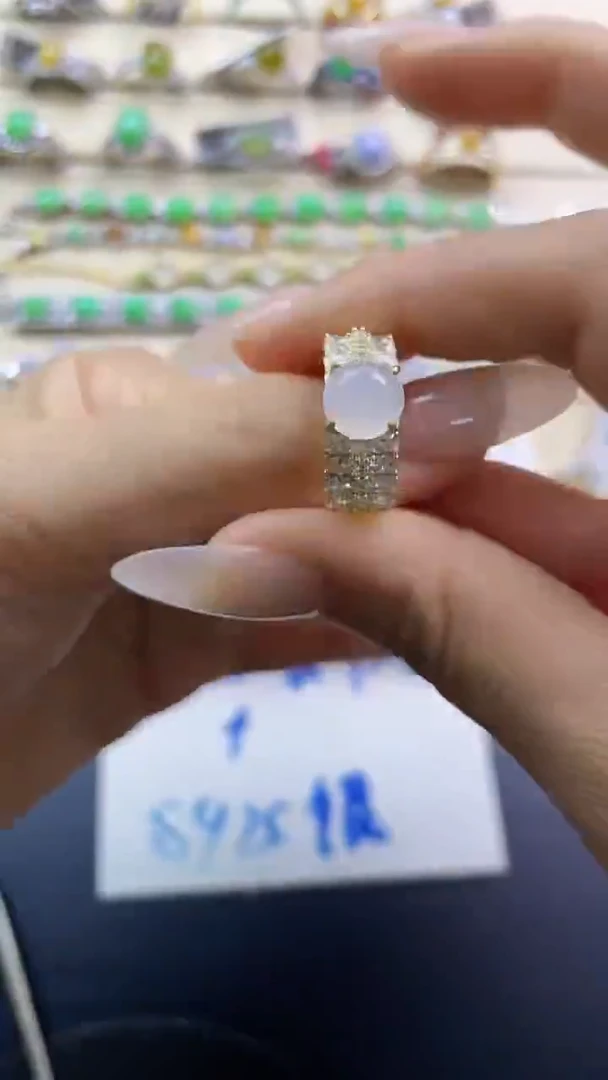 银S925镶嵌戒指翡翠翡翠 蛋面 银S925镶嵌