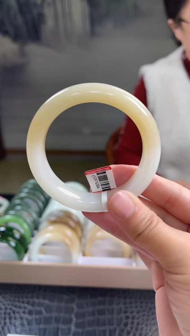 未镶嵌手镯和田玉54+圈口6386