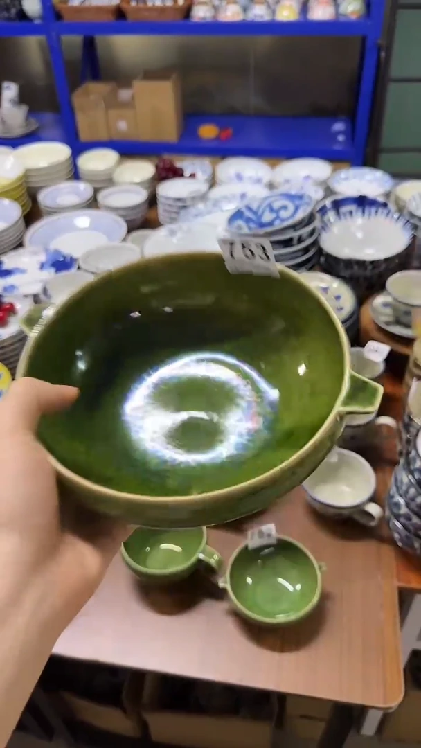 圆形日本进口 19厘米双耳钵