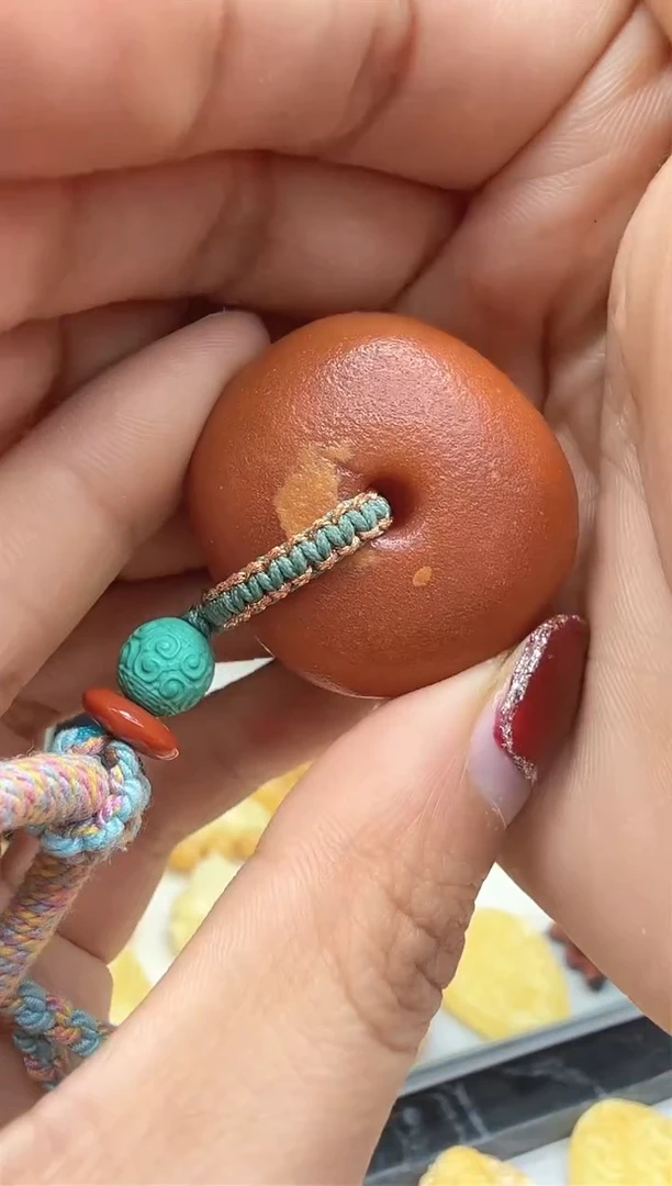 【闪购商品】琥珀裸石未镶嵌挂坠