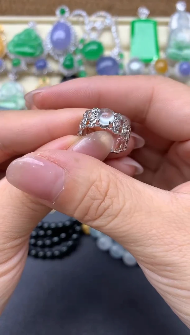 【闪购商品】翡翠戒指18K金镶嵌176-中国好珍宝