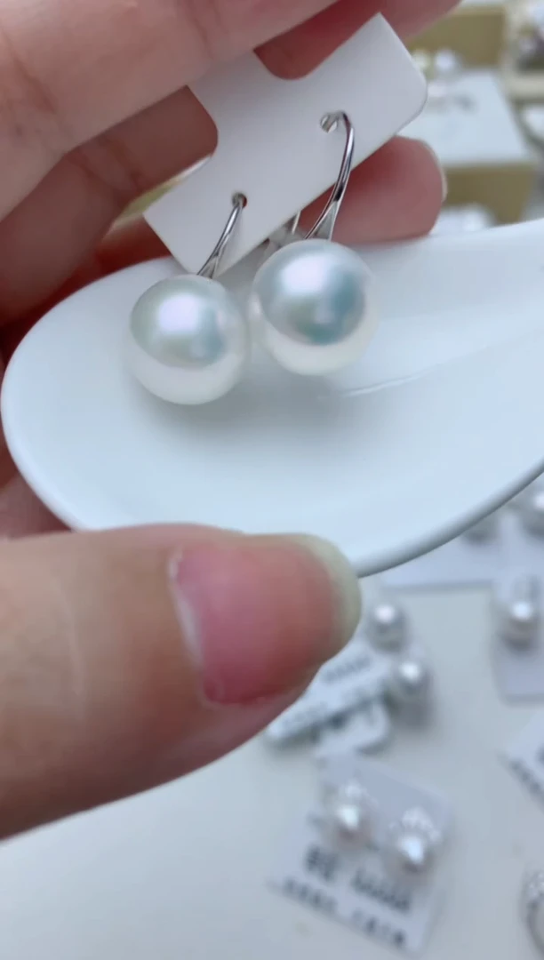 【闪购商品】淡水珍珠耳饰银S925镶嵌e61