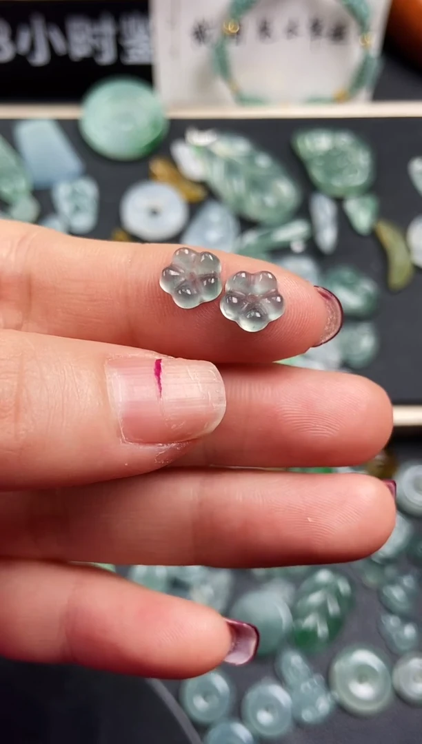 【闪购商品】翡翠吊坠(不含链)未镶嵌59小花~默认裸石发货