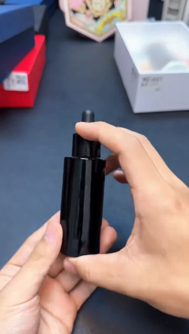 瓷片全新正品一件不留@@WE840
