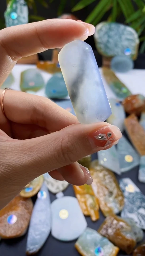 【闪购商品】定制翡翠未镶嵌翡翠