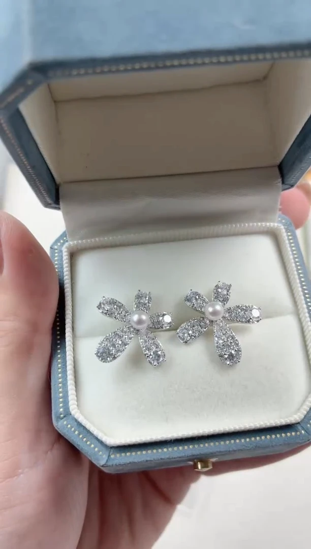 银S925镶嵌耳饰淡水珍珠E300