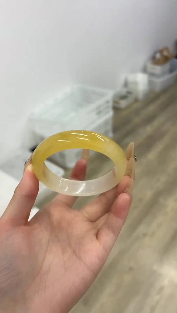 未镶嵌手镯石英质玉85-55HU