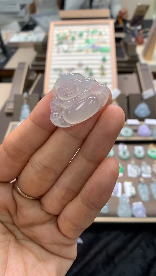 颈饰未镶嵌翡翠佛公