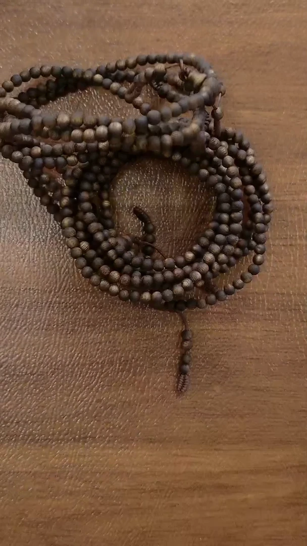 沉香手串海南莺歌绿奇楠沉香4mm圆珠多圈