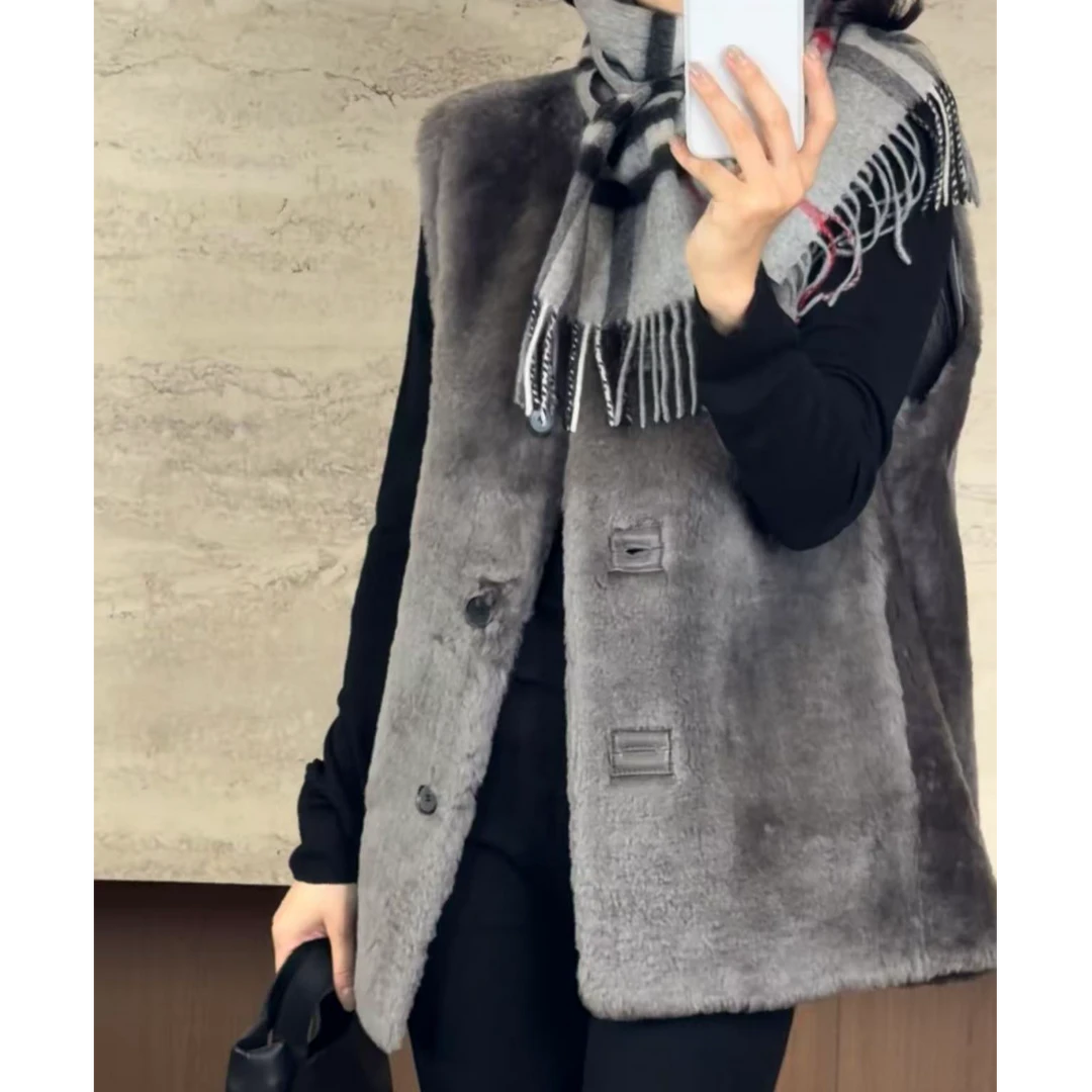 TANTAN  时尚宽松气质轻奢秋冬羊马夹3342