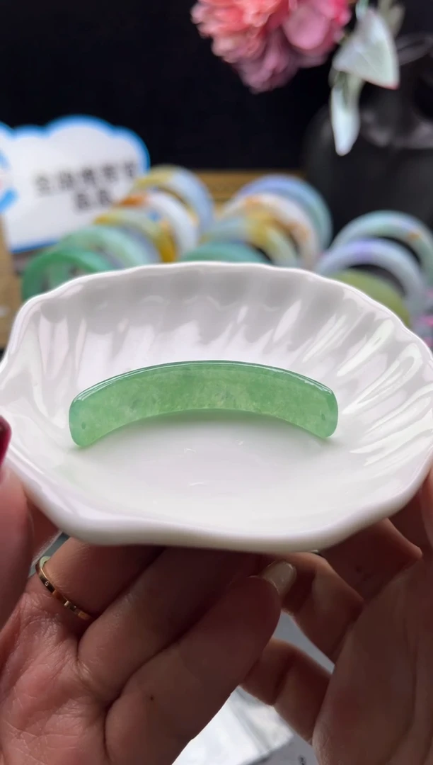 未镶嵌手镯（开口镯）翡翠半镯-编绳