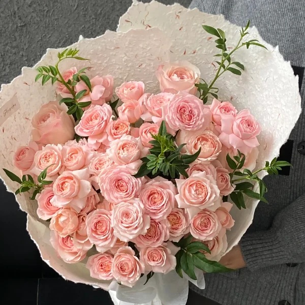 偏爱和例外-一束仙子之吻多头玫瑰生日鲜花生日礼物送女友送闺蜜花店送花上门
