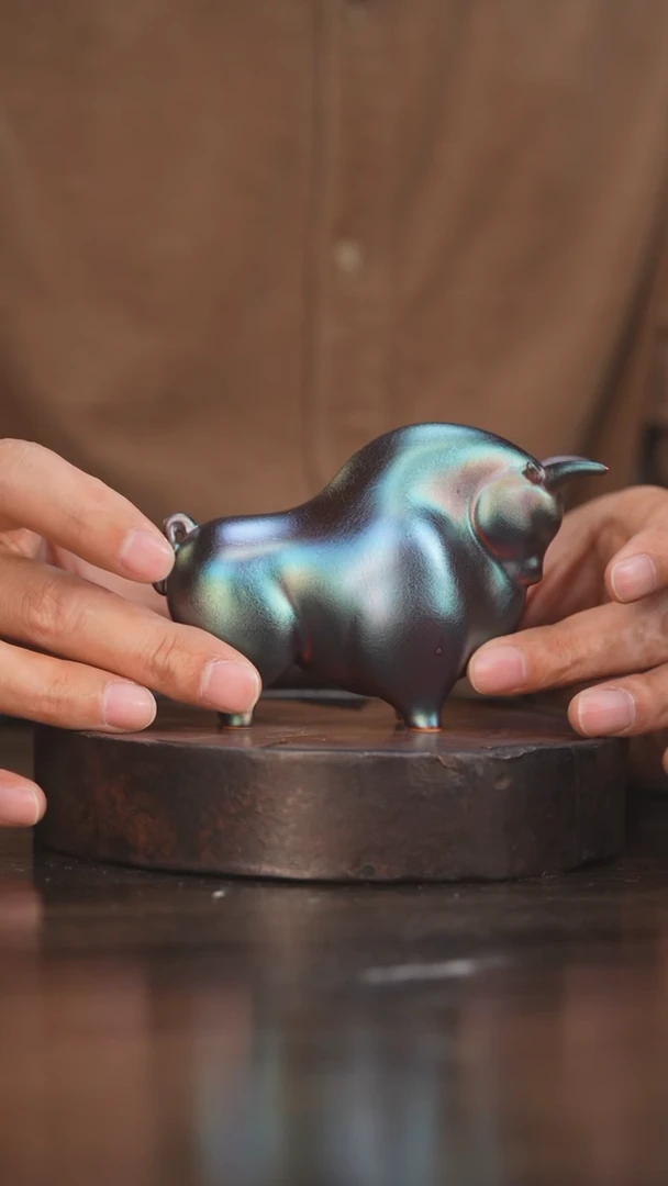 【闪购商品】杯43柴房陶瓷丨窑宝小牛摆件