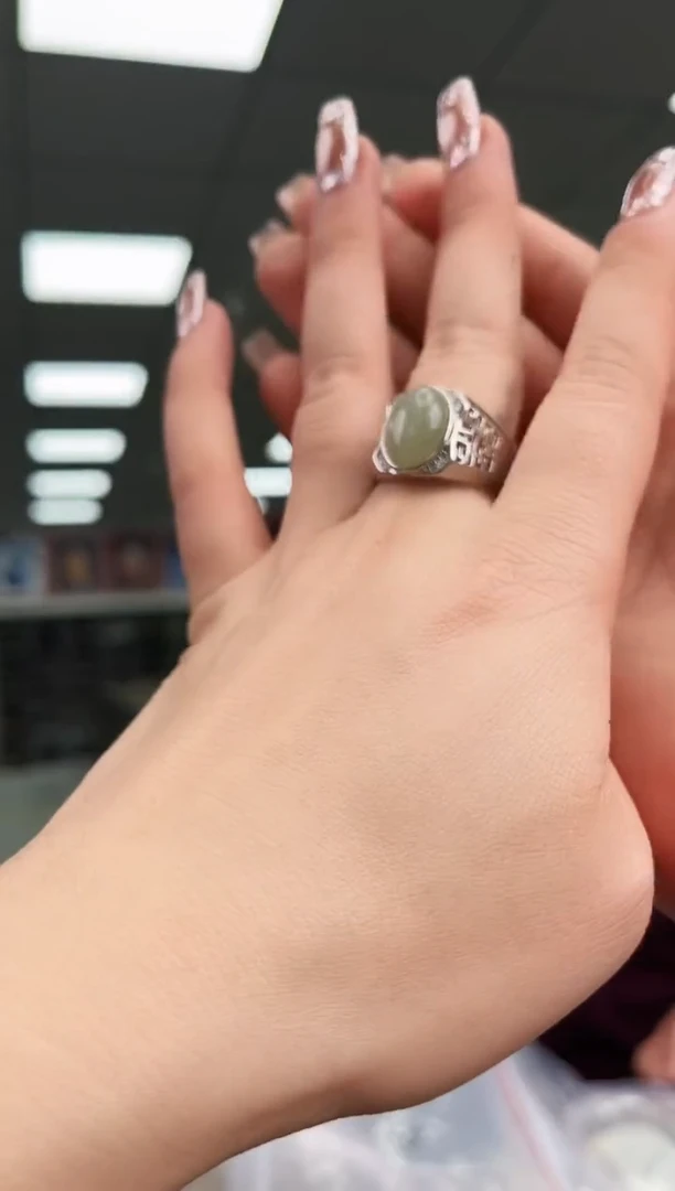 颈饰未镶嵌和田玉b2