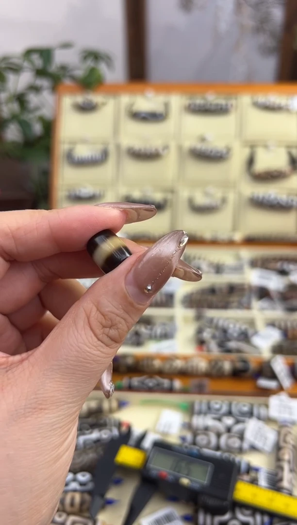 【闪购商品】玛瑙/玉髓吊坠(不含链)未镶嵌12.(微瑕随机发货)
