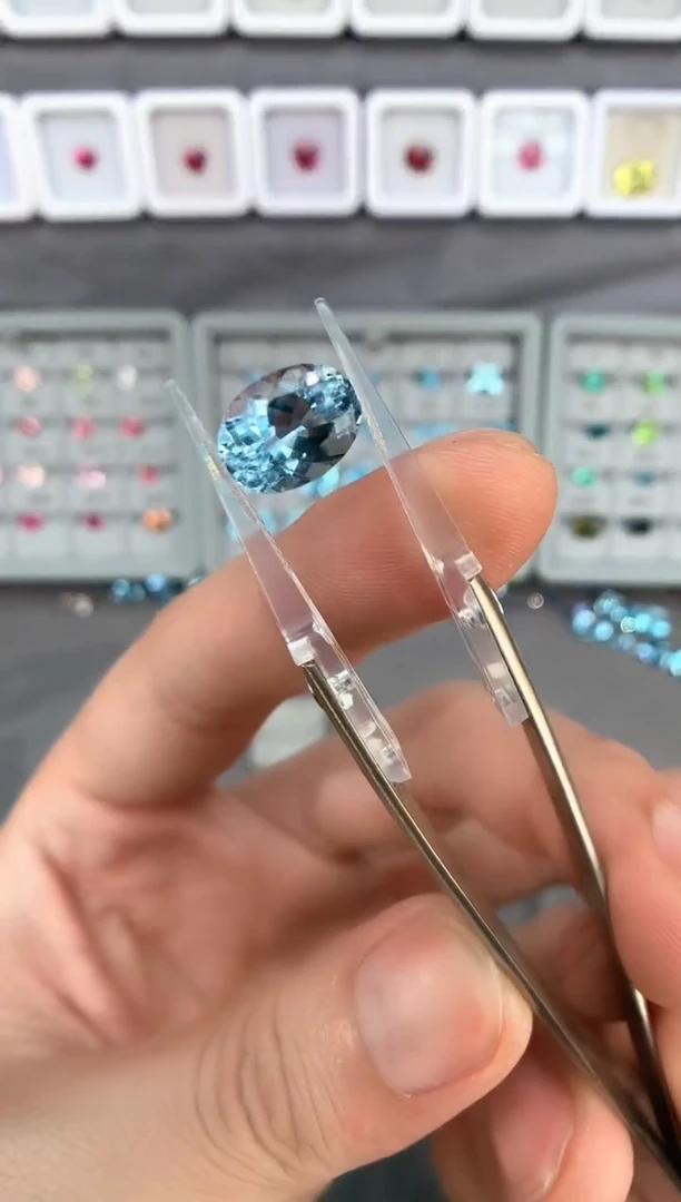 【闪购商品】定制海蓝宝石裸石未镶嵌3.71ct