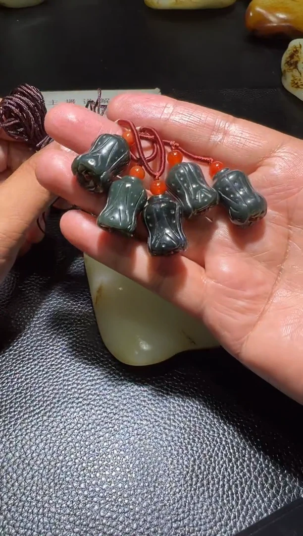 和田玉未镶嵌吊坠(不含链)新疆和田玉