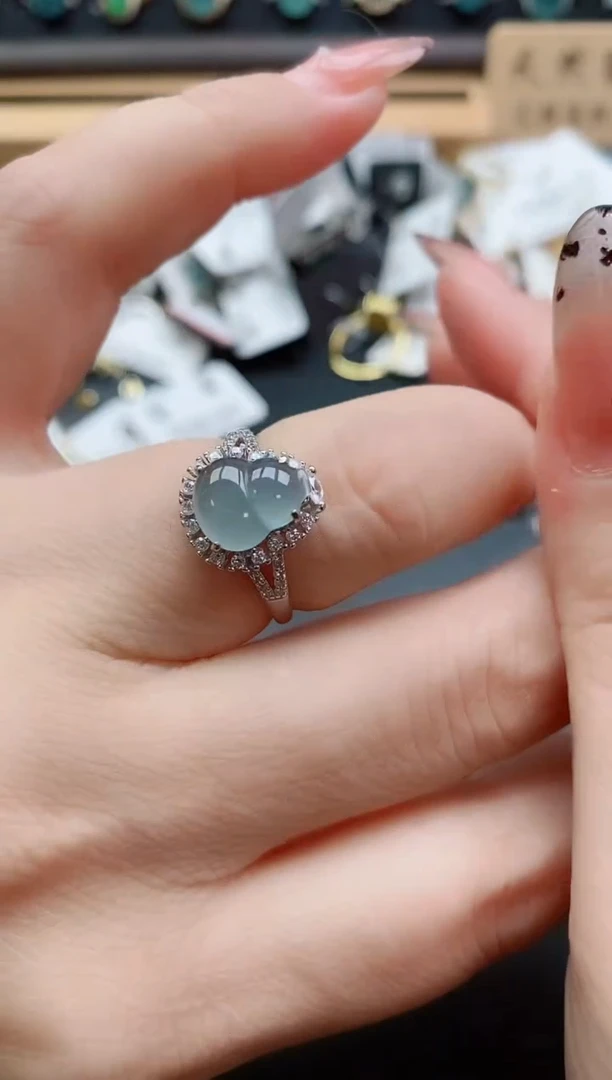 银S925镶嵌戒指翡翠1