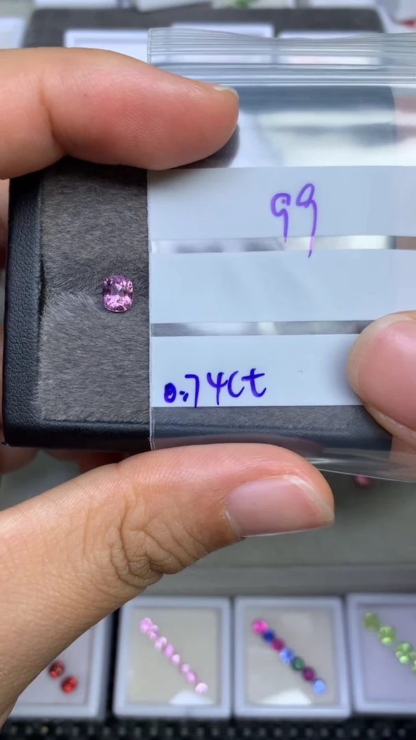 裸石尖晶石缅甸天然无烧紫尖晶石