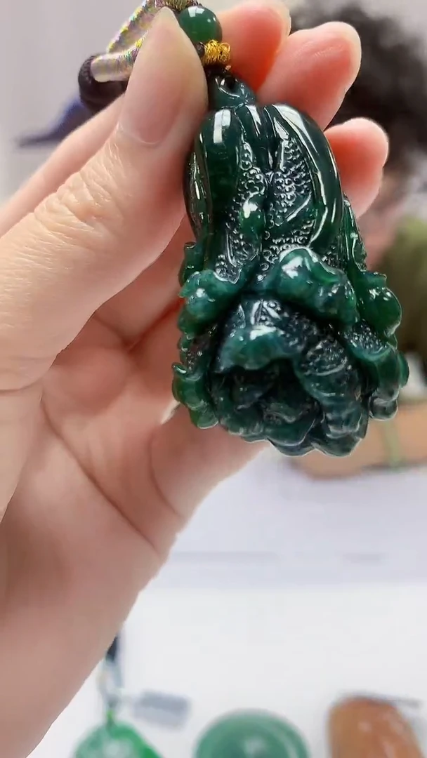 【闪购商品】定制翡翠未镶嵌4688zm-毛货挂件白菜8
