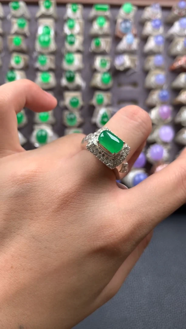 定制翡翠未镶嵌天然翡翠戒面 7.28