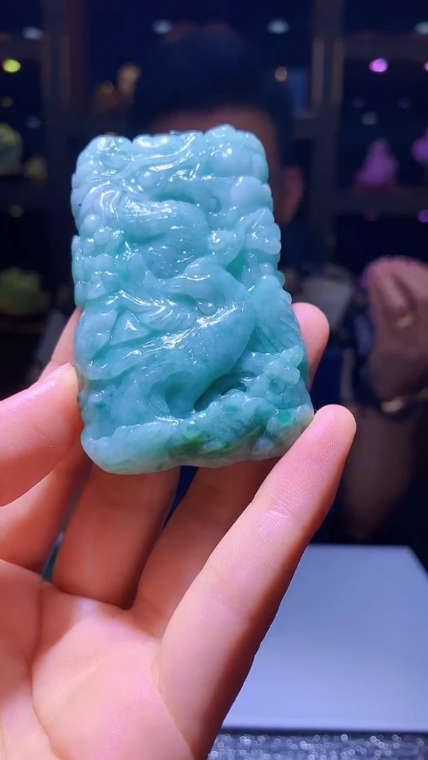 未镶嵌定制翡翠李**e8002hm-毛货挂件(赠珠链)