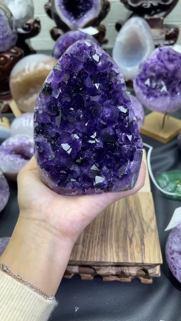 未镶嵌大型摆件（非配饰）紫晶73号摆件