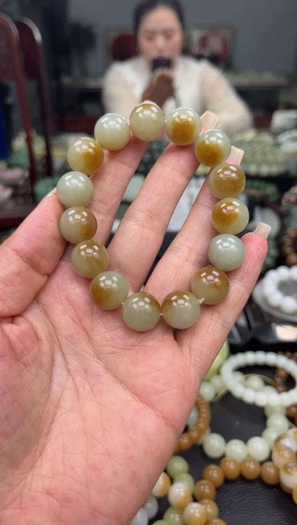 【闪购商品】和田玉手串未镶嵌糖白卡14